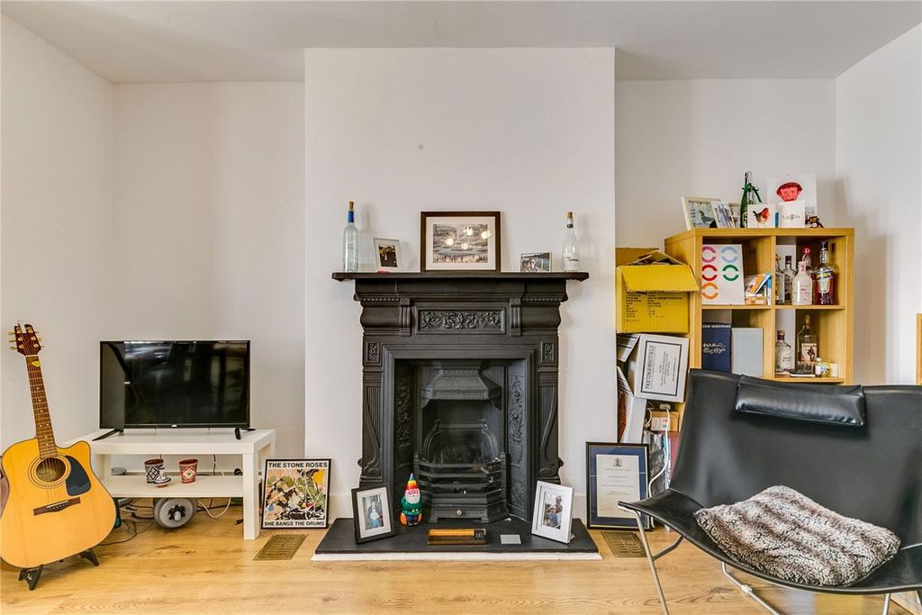 Property photo 2 of 5