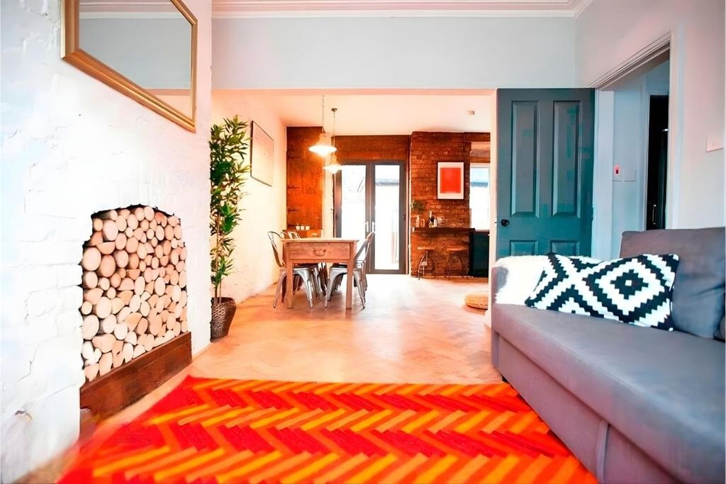 Property photo 2 of 12 Bright Open-Plan Lounge With Dining Area...