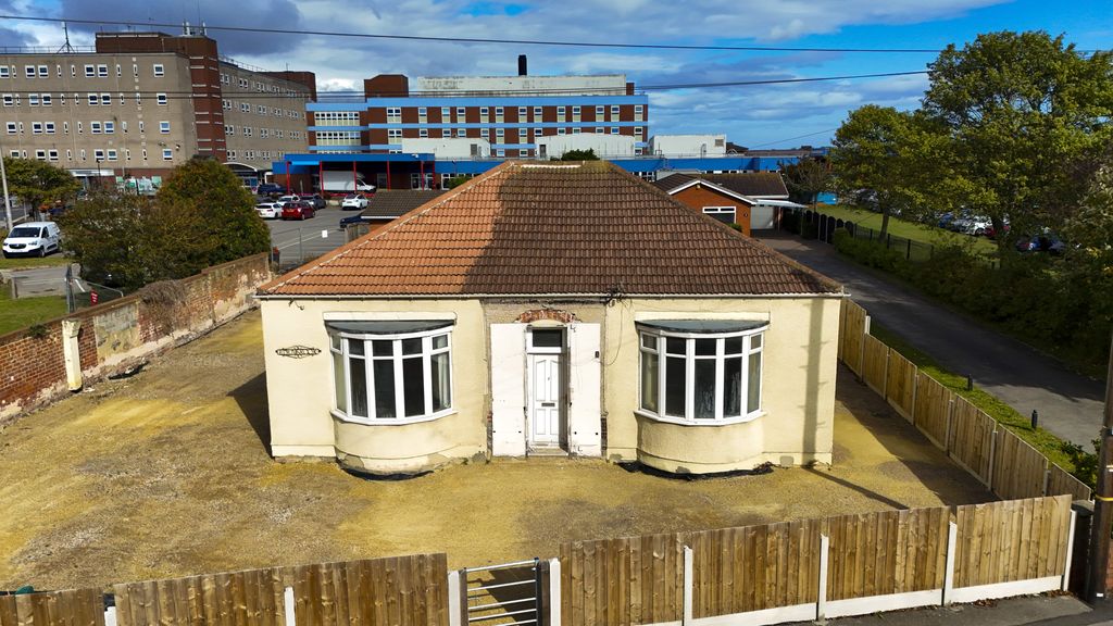 Property photo 3 of 6