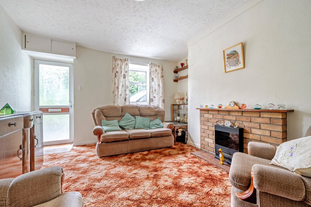 Property photo 3 of 10 Picture No. 02