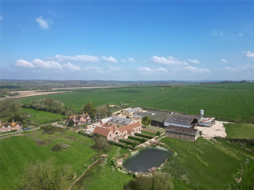 Property photo 1 of 10 Picture No. 14