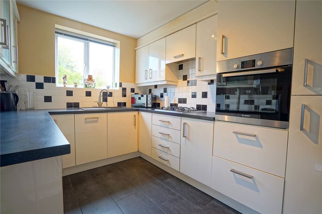 Property photo 3 of 11 Picture No. 08