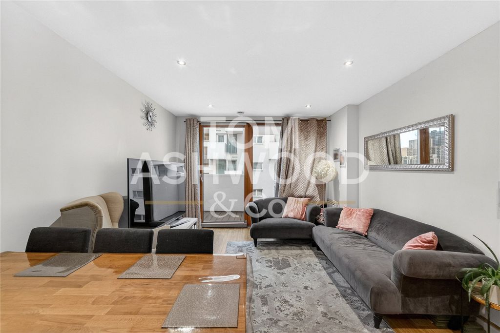 Property photo 2 of 9 Picture No. 45