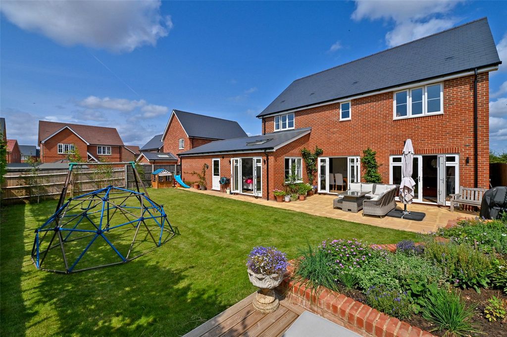 Property photo 2 of 15 Picture No. 03