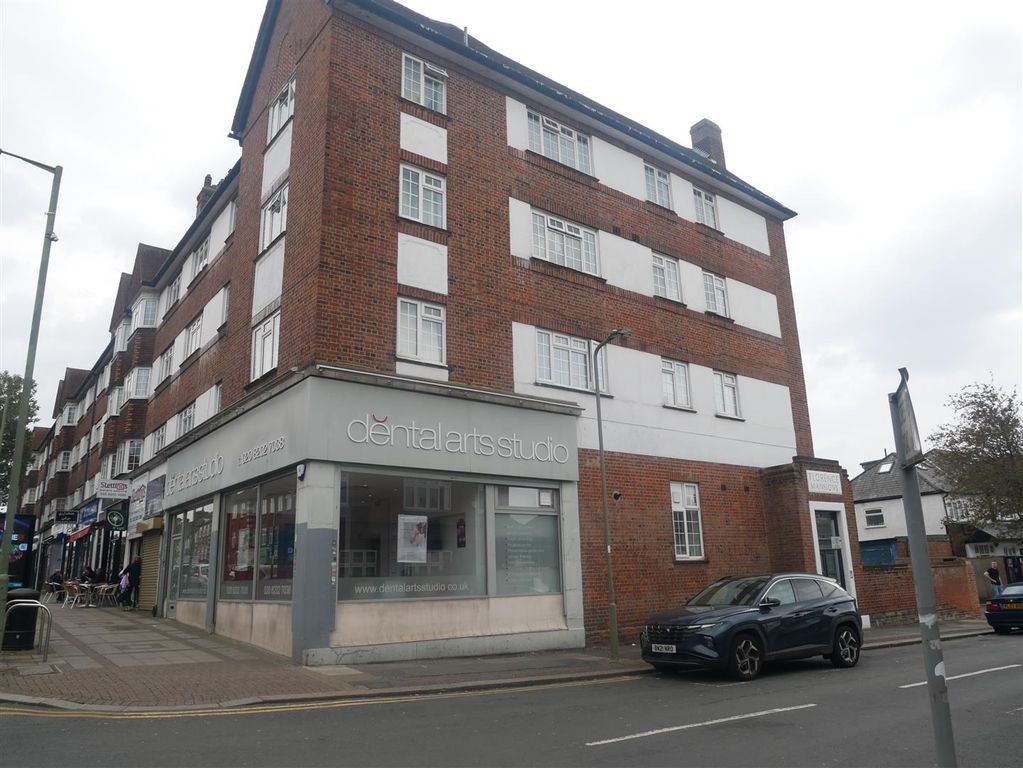 Property photo 1 of 13 P1040320.Jpg