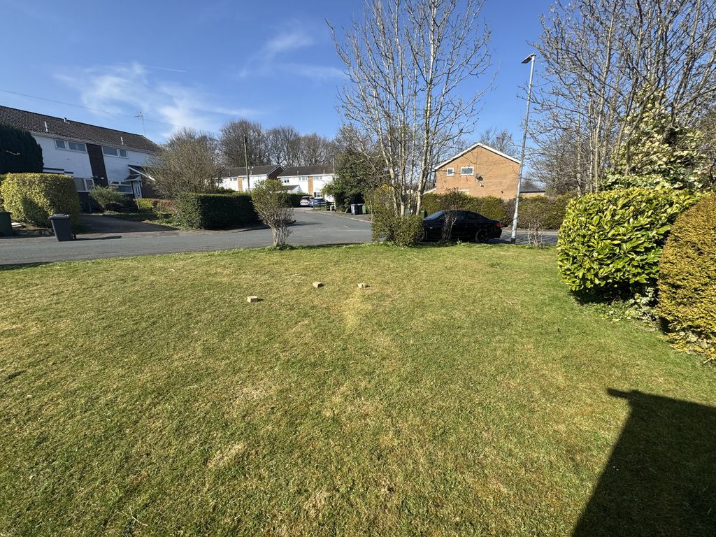 Property photo 2 of 3