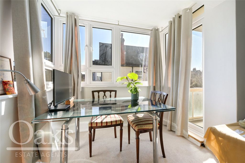 Property photo 3 of 10 Picture No. 07