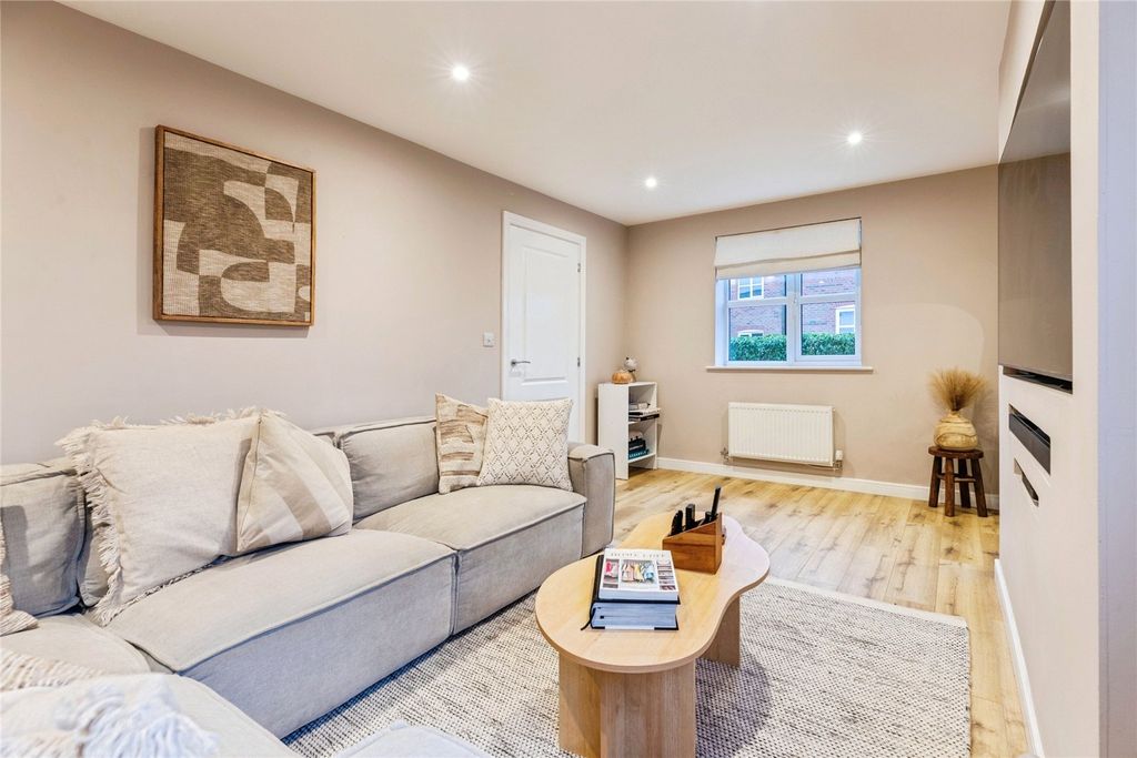 Property photo 2 of 23 Picture No. 02