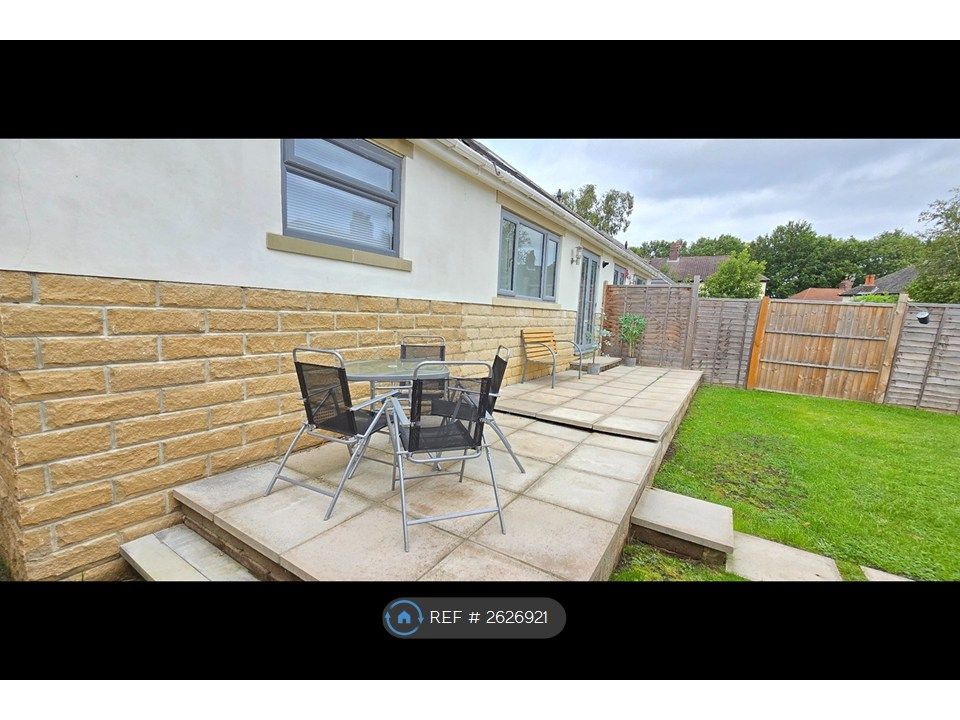 Property photo 2 of 31