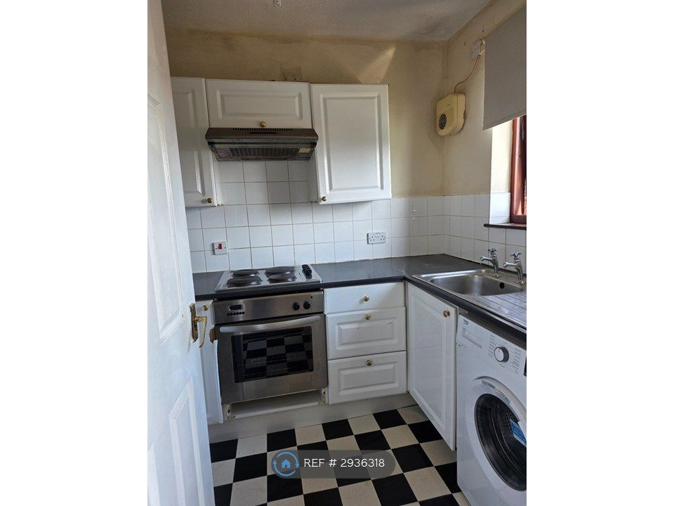 Property photo 2 of 2
