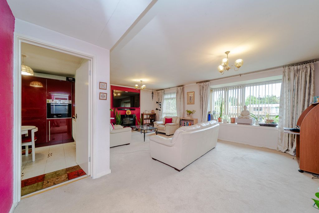 Property photo 2 of 15