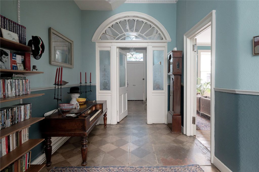 Property photo 2 of 26 Hall