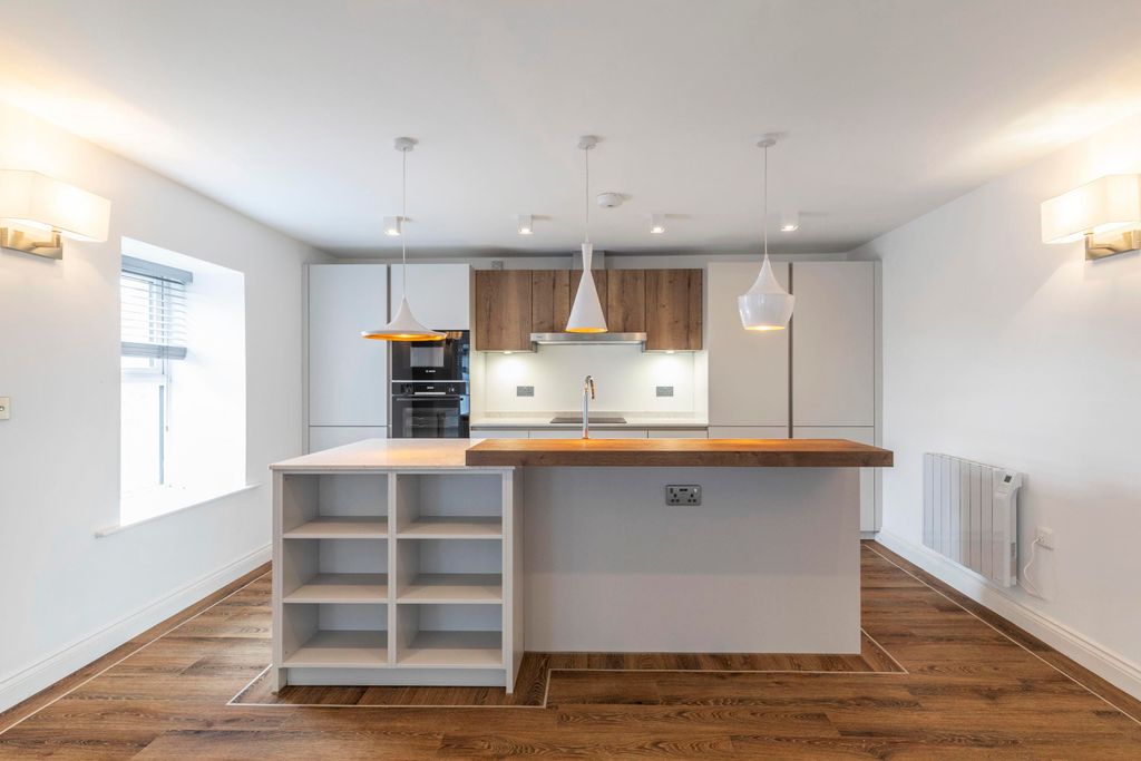 Property photo 2 of 14 0 General