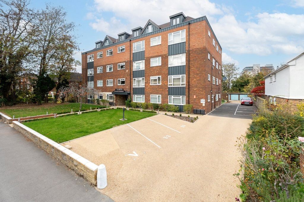 Property photo 3 of 22 Picture No. 23