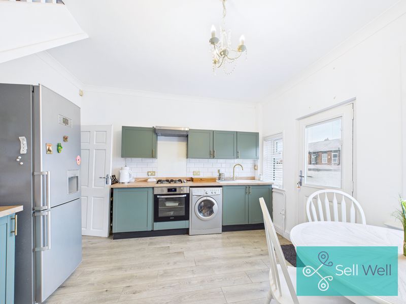 Property photo 3 of 23 Kitchen/Diner