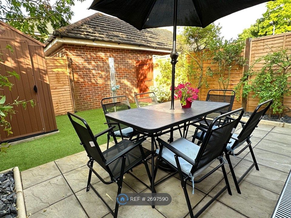 Property photo 2 of 10