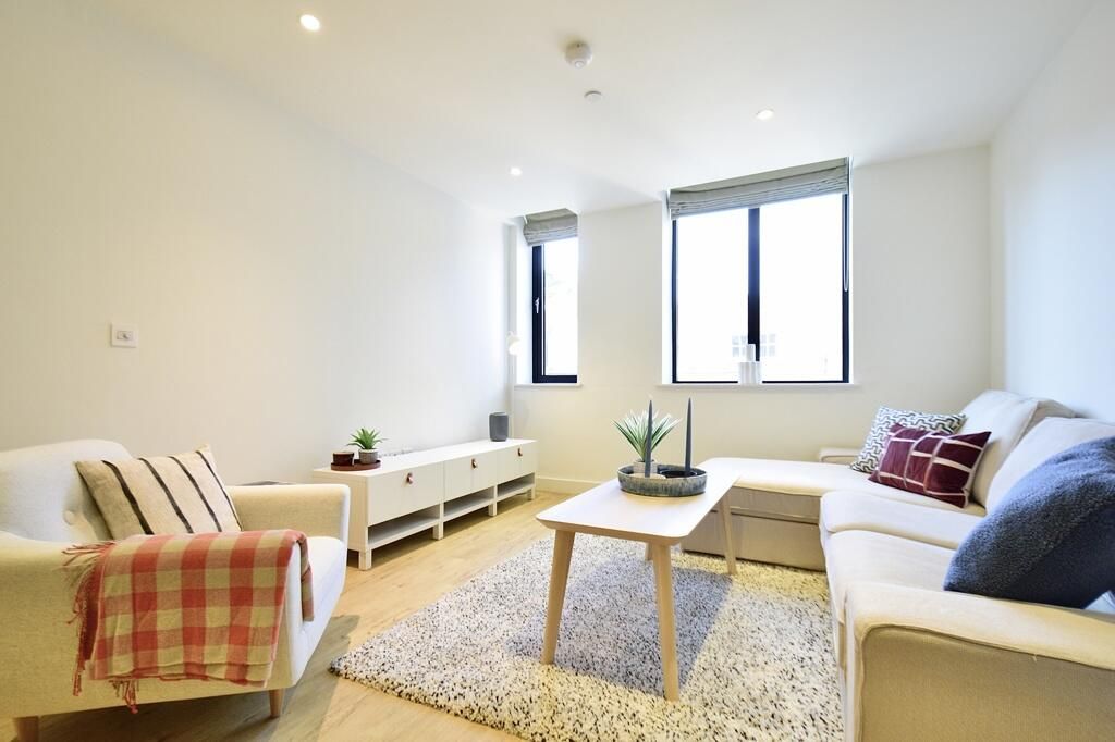 Property photo 2 of 5 Gallery