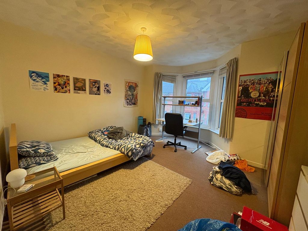 Property photo 1 of 9 Photo-2025-12-18-16-29-15