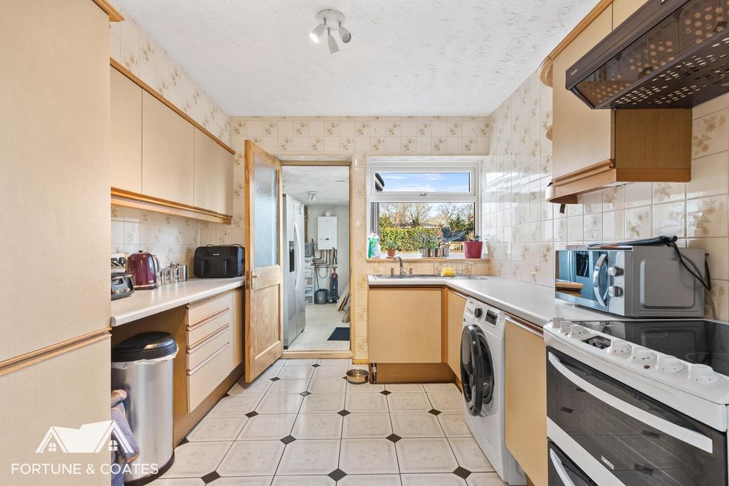 Property photo 2 of 18 Thechantry_1.Jpg