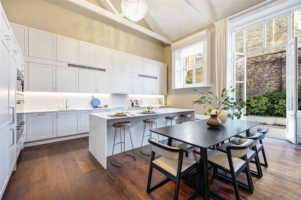 Property photo 2 of 25 Picture No. 57