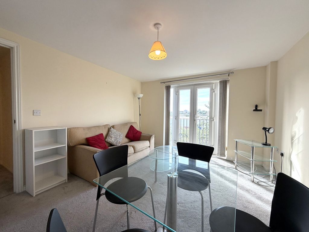 Property photo 1 of 11 Img_5533