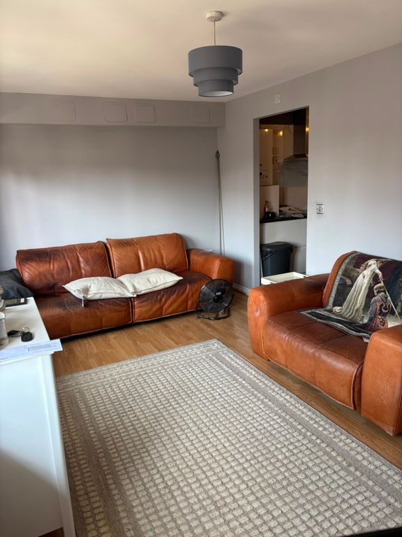 Property photo 3 of 8 1000279856