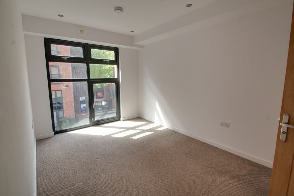 Property photo 3 of 8