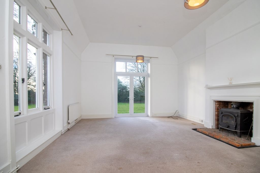 Property photo 3 of 41 Img_6081