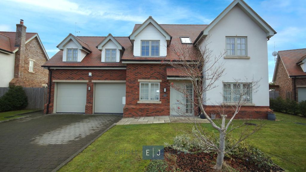Property photo 1 of 33