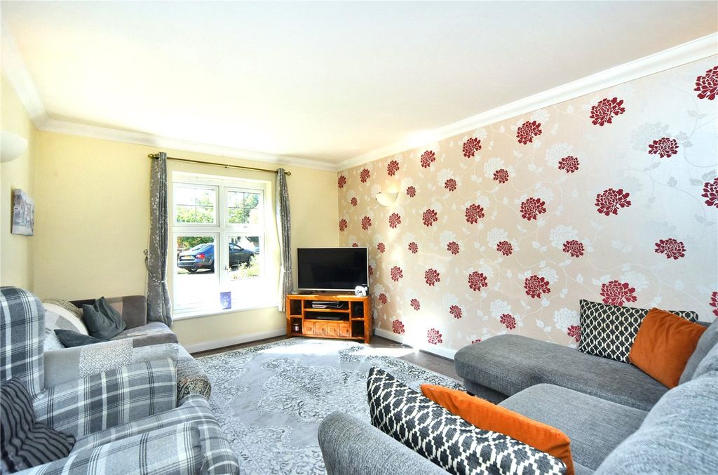 Property photo 2 of 21 Picture No. 03