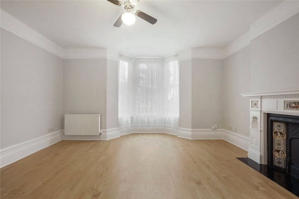 Property photo 1 of 15 Picture No. 03