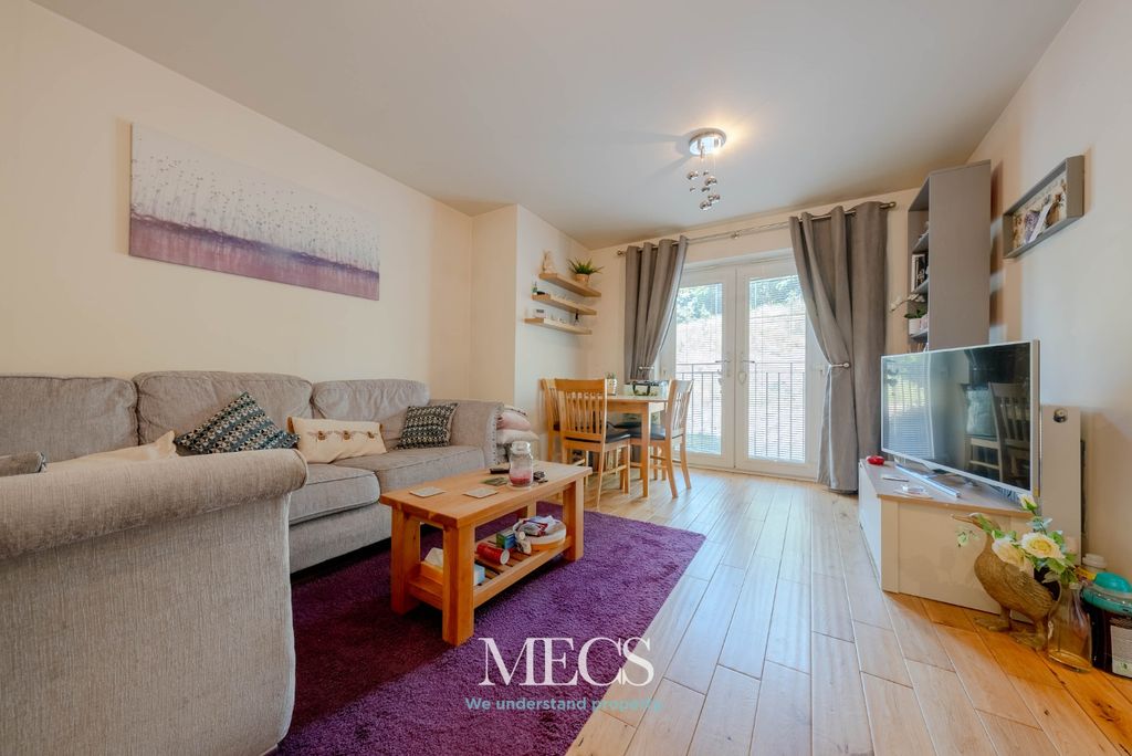 Property photo 2 of 12 4289022