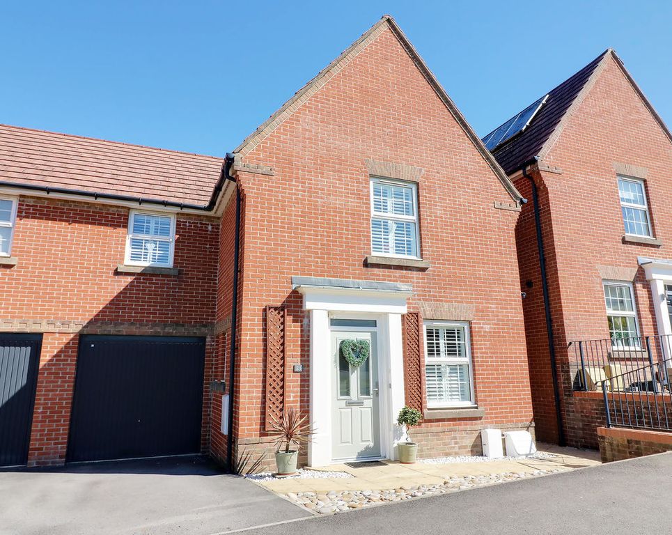 Property photo 1 of 24 Front