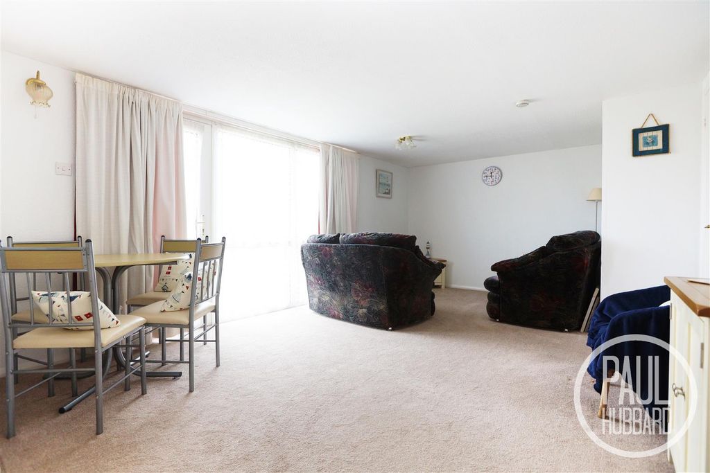 Property photo 3 of 13 7R5A2310.Jpg