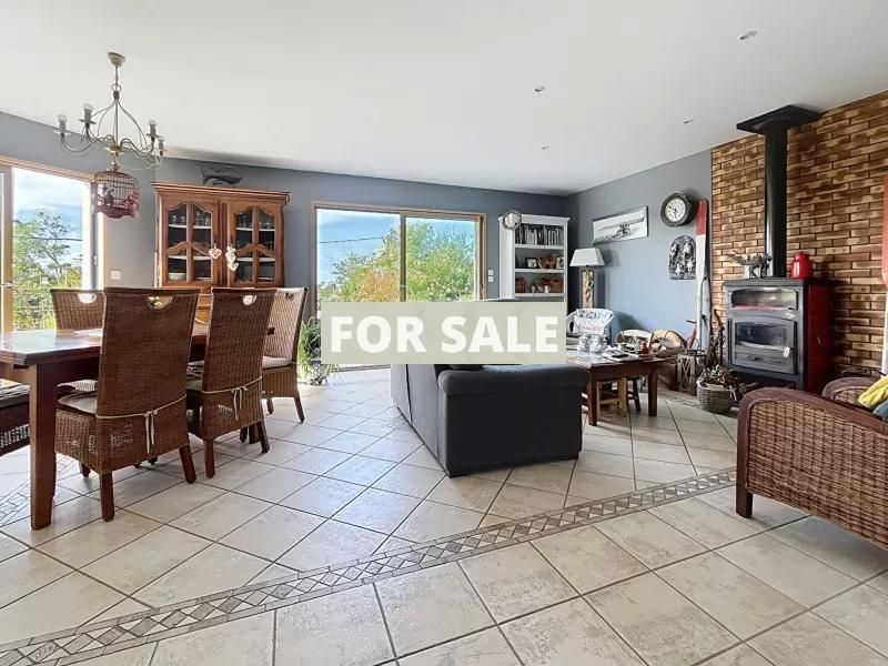 Property photo 3 of 18