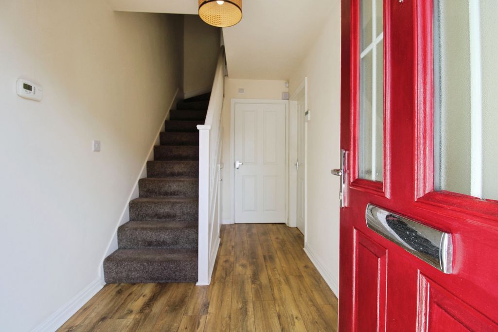 Property photo 2 of 13 Hallway