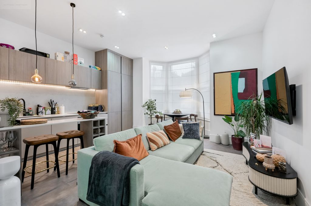 Property photo 1 of 16 Photo 1