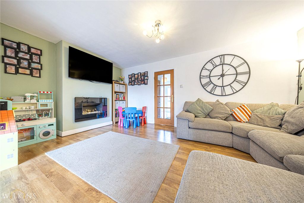 Property photo 3 of 33 Picture No. 50