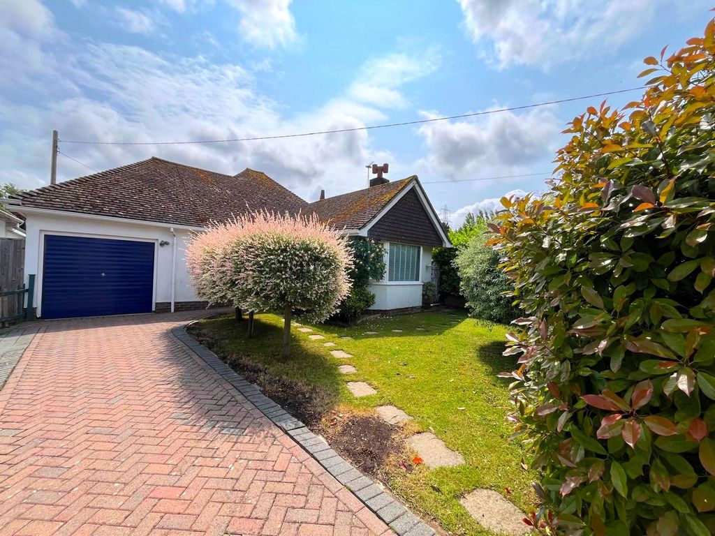 Property photo 1 of 17 Picture No. 28
