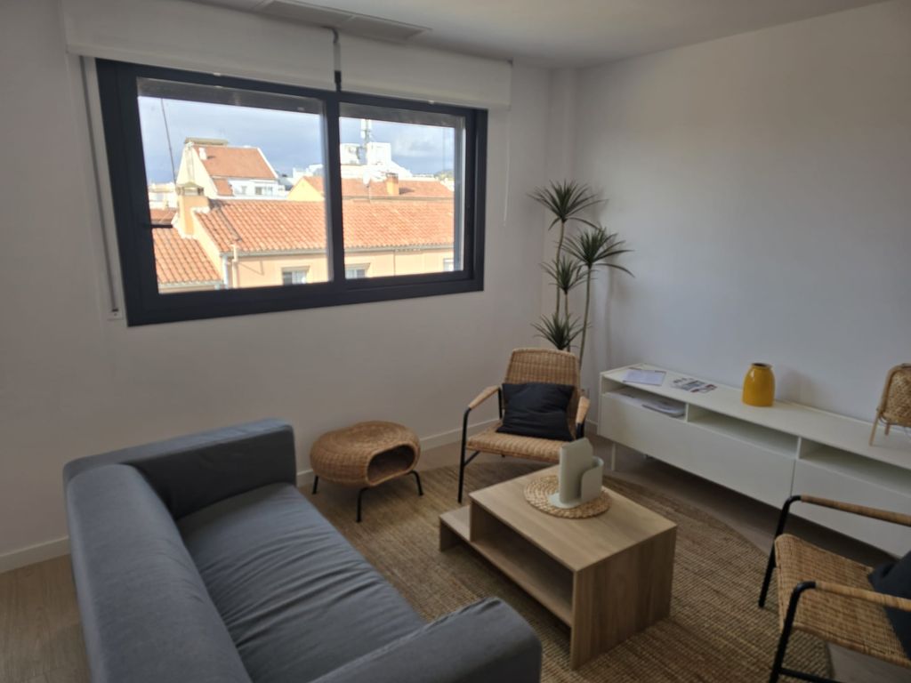 Property photo 2 of 57