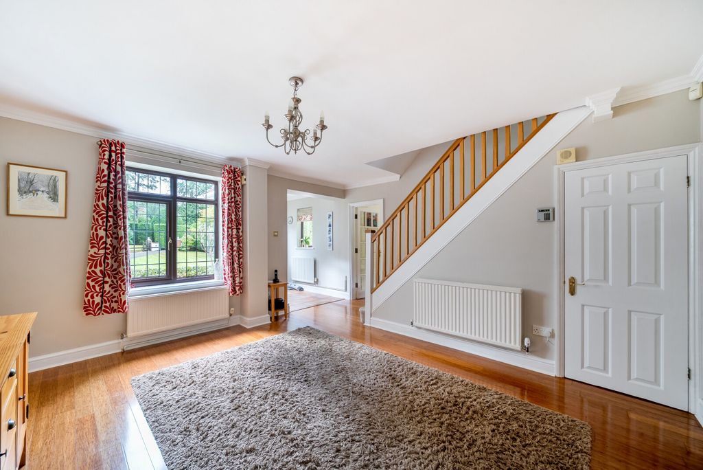 Property photo 2 of 50 1347001-50-68B844...
