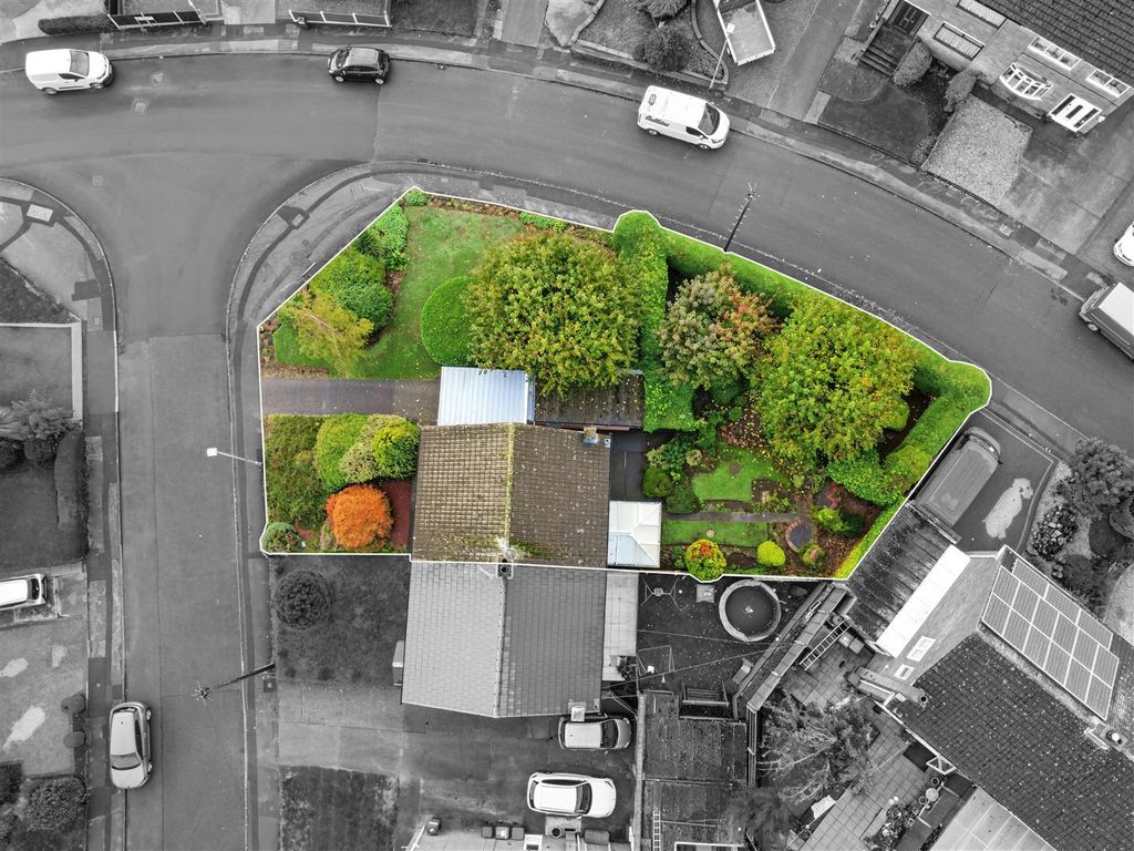 Property photo 2 of 14 Overhead_2.Jpeg