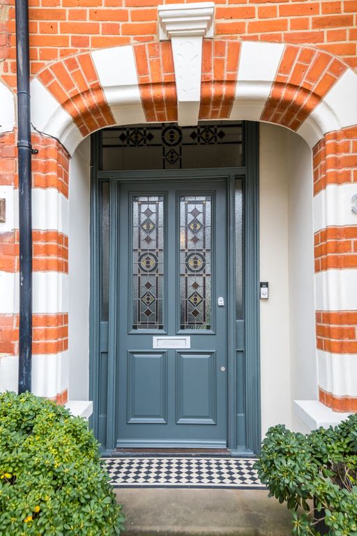 Property photo 3 of 30