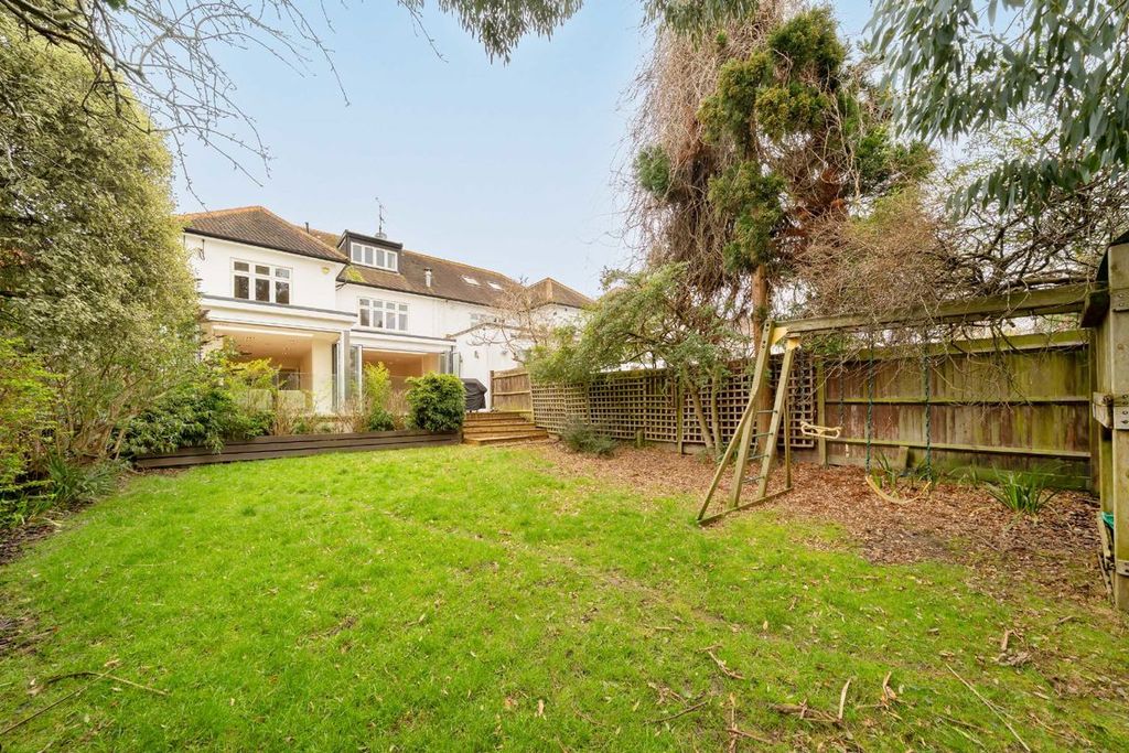 Property photo 2 of 14