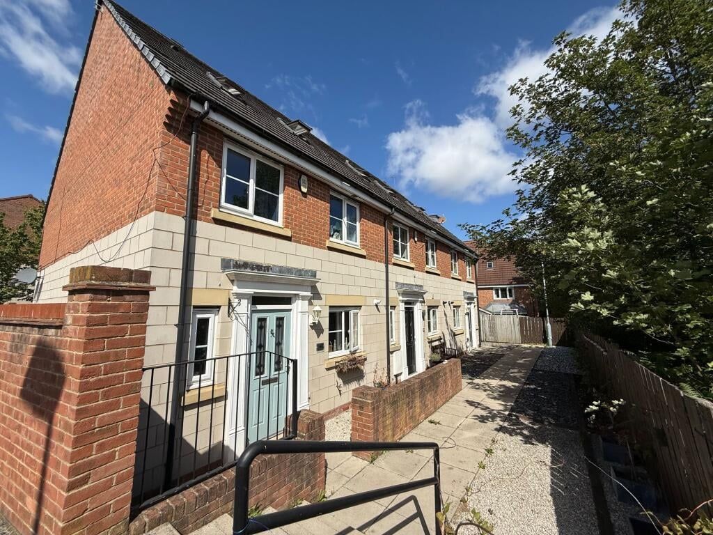 Property photo 1 of 23