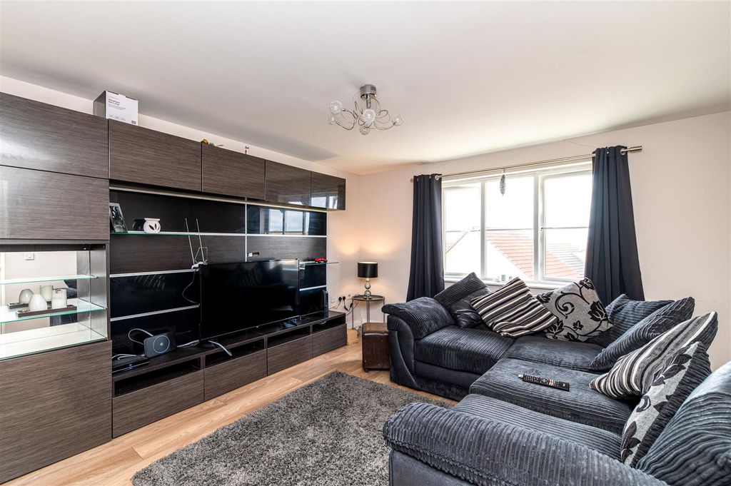 Property photo 2 of 11 Edit-.Jpg