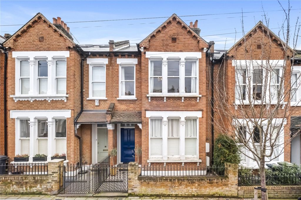 Property photo 2 of 12 External