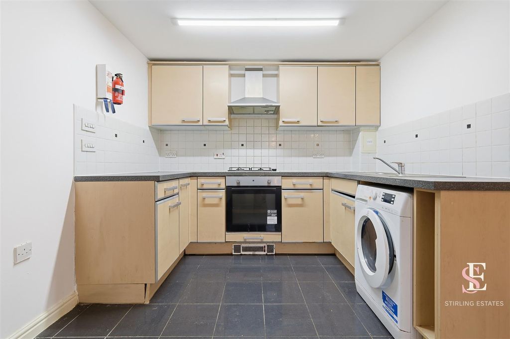 Property photo 2 of 18 010_Img_4247.Jpg