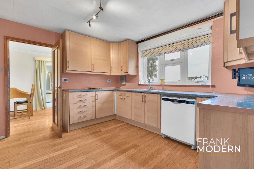 Property photo 3 of 24 Kitchen