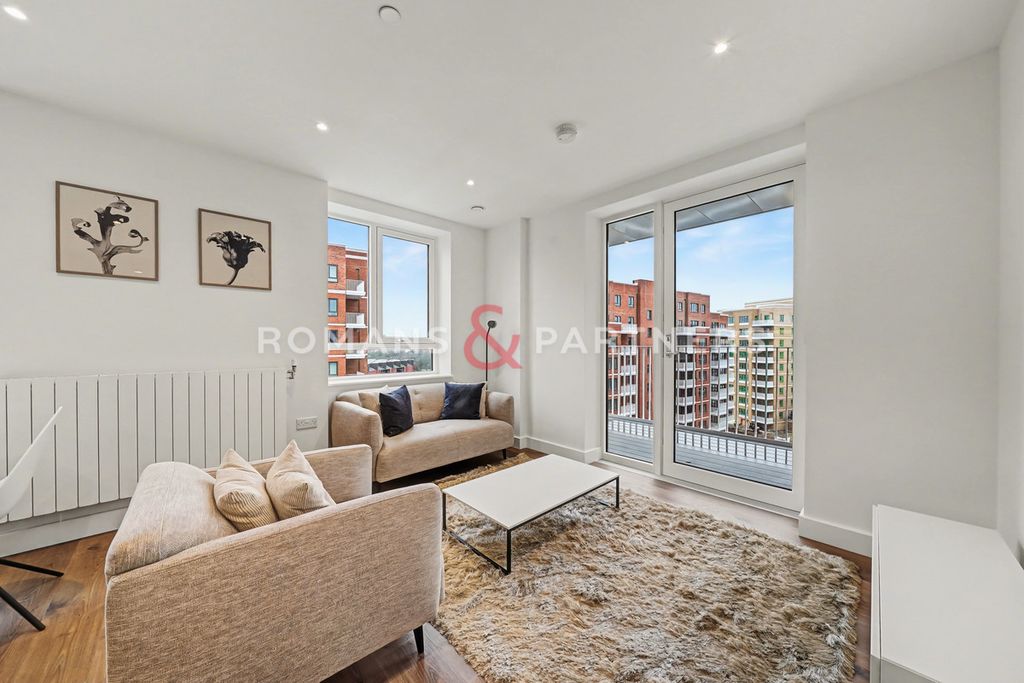 Property photo 2 of 15